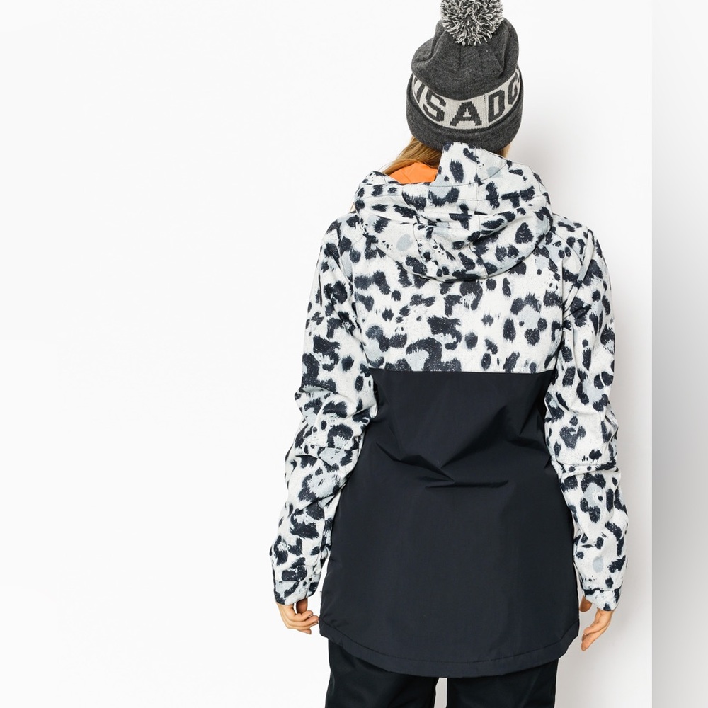DC Cruiser Snow Leopard Women's Ski Snowboard
Jacket šāļøšæāļøā·ļø - Picture 2 of 16